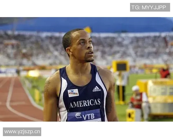 小杨激情泼水庆祝斯普利特首场胜利并获得比赛用球