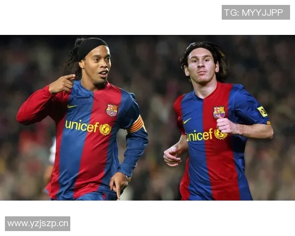 小罗怀旧晒巴萨时期与梅西里杰卡尔德打网球的珍贵瞬间